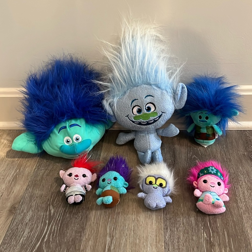 Trolls lot!